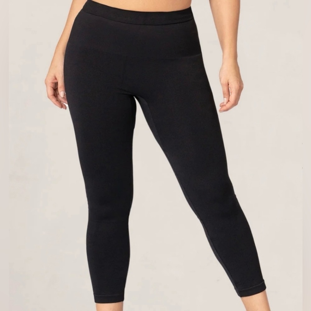 Empetua by Shapermint | All Day Comfort Mid Waist Shaping Capri Size Medium - Picture 3 of 8